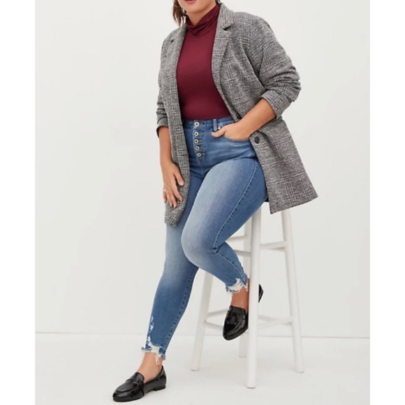 🆕 Super Soft Turtleneck Swing Short Sleeve Tee Top 1 1X 14 16 NWT Torrid New! - Picture 2 of 6